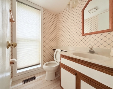 95 Southfield Drive - Photo Thumbnail 13