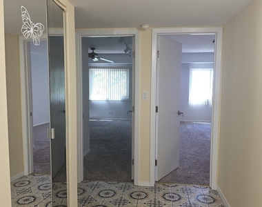350 Plum Creek Drive - Photo Thumbnail 6
