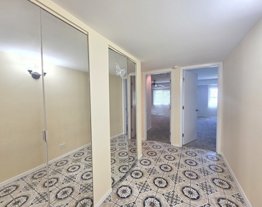 350 Plum Creek Drive - Photo Thumbnail 7