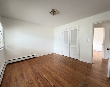 700 N Parkside Avenue - Photo Thumbnail 5