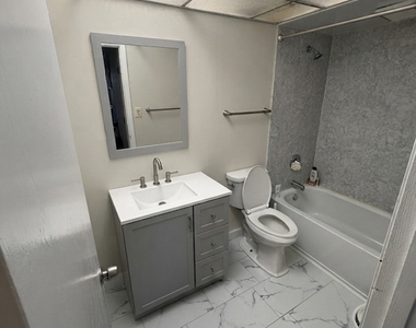 350 Plum Creek Drive - Photo Thumbnail 10