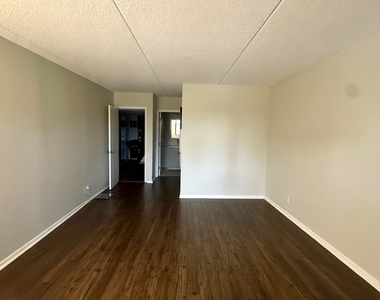 350 Plum Creek Drive - Photo Thumbnail 7