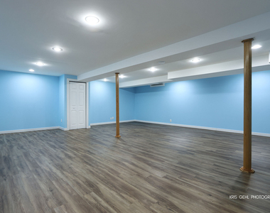 605 W Gilbert Road - Photo Thumbnail 15