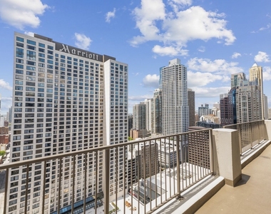 535 N Michigan Avenue - Photo Thumbnail 13
