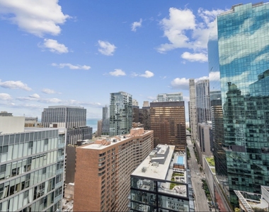 535 N Michigan Avenue - Photo Thumbnail 15