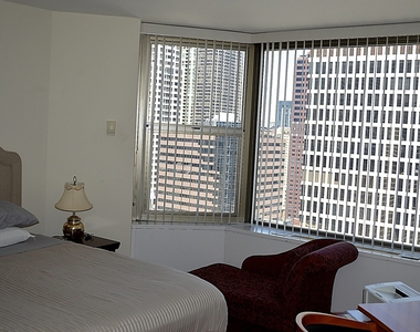 535 N Michigan Avenue - Photo Thumbnail 6