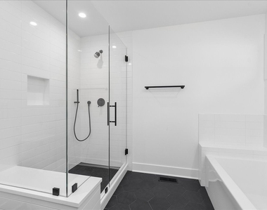 12405 S 75th Avenue - Photo Thumbnail 6