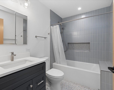 12405 S 75th Avenue - Photo Thumbnail 4