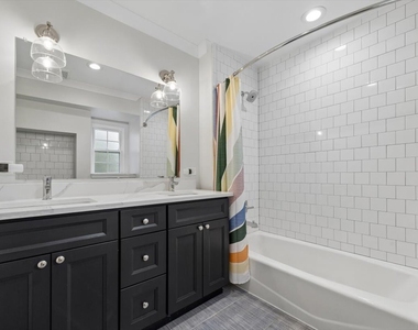 2741 Lincolnwood Drive - Photo Thumbnail 41