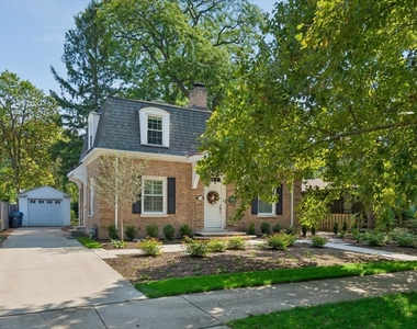 2741 Lincolnwood Drive - Photo Thumbnail 29