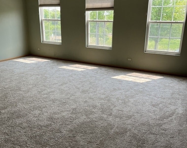 545 N Fox Trail - Photo Thumbnail 6
