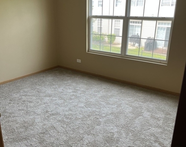 545 N Fox Trail - Photo Thumbnail 9
