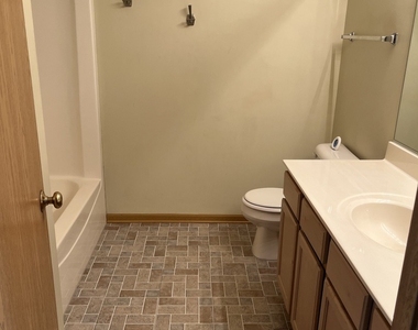 545 N Fox Trail - Photo Thumbnail 11