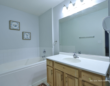 119 Harvest Court - Photo Thumbnail 12