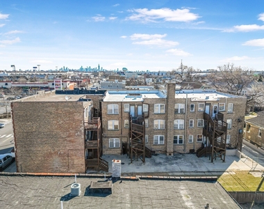 1208 S 57th Avenue - Photo Thumbnail 7