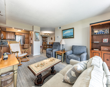 511 Aurora Avenue - Photo Thumbnail 5