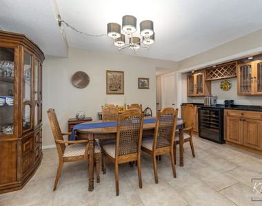 511 Aurora Avenue - Photo Thumbnail 9