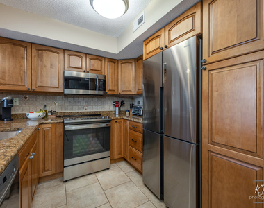 511 Aurora Avenue - Photo Thumbnail 13