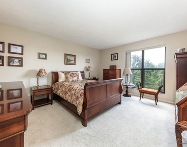 511 Aurora Avenue - Photo Thumbnail 17