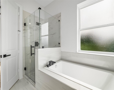 891 Lucky Street - Photo Thumbnail 16