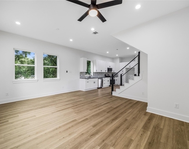 891 Lucky Street - Photo Thumbnail 11