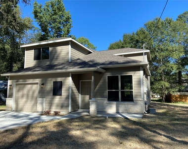 15860 Pecan Drive - Photo Thumbnail 2