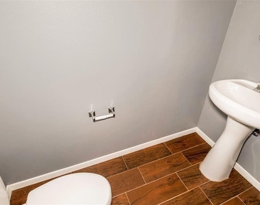 6127 Lone Prairie Way - Photo Thumbnail 6
