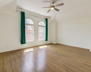 1413 Michigan Street - Photo Thumbnail 13
