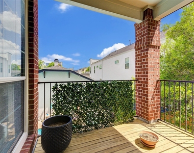1413 Michigan Street - Photo Thumbnail 22