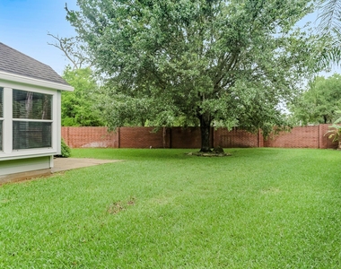 1635 Fairview Drive - Photo Thumbnail 21