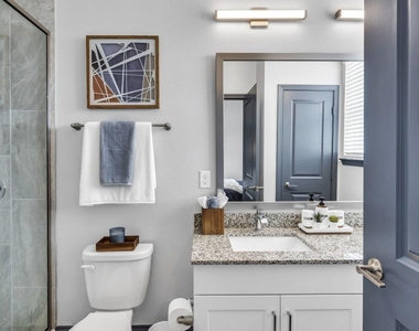 4250 Woodridge Parkway - Photo Thumbnail 6