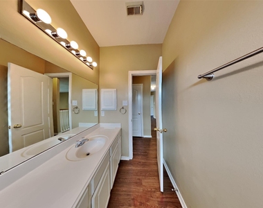 26004 Castle Meadow Lane - Photo Thumbnail 15