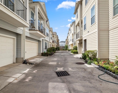 1616 W 25th Street - Photo Thumbnail 33