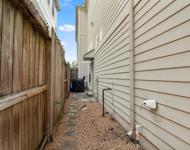 1616 W 25th Street - Photo Thumbnail 31