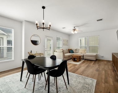 1616 W 25th Street - Photo Thumbnail 12