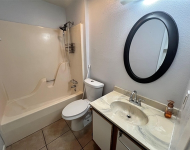 11730 Alamo Drive - Photo Thumbnail 7