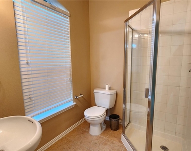 26939 Glacier Creek Drive - Photo Thumbnail 19