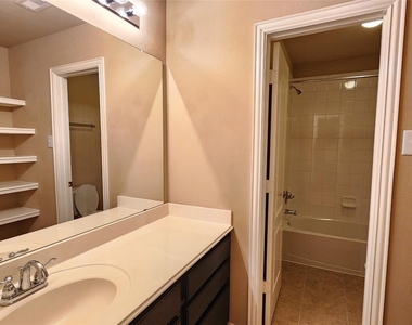 26939 Glacier Creek Drive - Photo Thumbnail 17