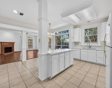 88 Laughing Brook Court - Photo Thumbnail 6