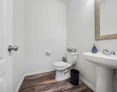 19903 Tomkin Court - Photo Thumbnail 5