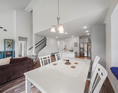 19903 Tomkin Court - Photo Thumbnail 14
