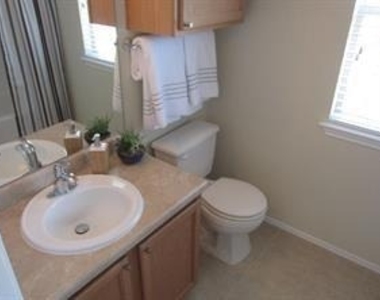 504 Rolling Oak Drive - Photo Thumbnail 10