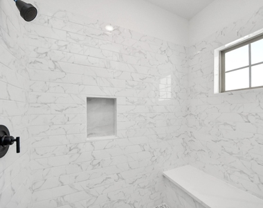 765 Marjorie Street - Photo Thumbnail 6