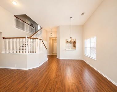 714 Cypresswood Ridge - Photo Thumbnail 4