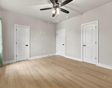 2406 Truxillo Street - Photo Thumbnail 14