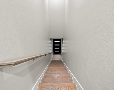 2406 Truxillo Street - Photo Thumbnail 4