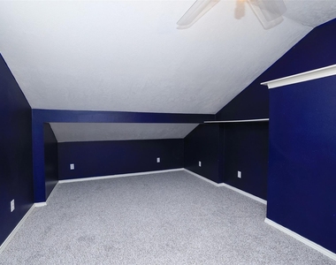 9130 Kirkleigh Street - Photo Thumbnail 23