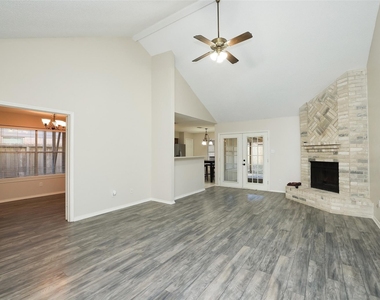 9130 Kirkleigh Street - Photo Thumbnail 3