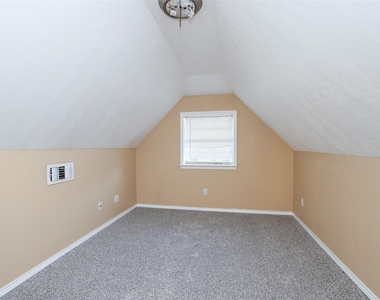 9130 Kirkleigh Street - Photo Thumbnail 26
