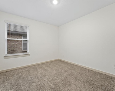 7814 Brumbly Lane - Photo Thumbnail 7